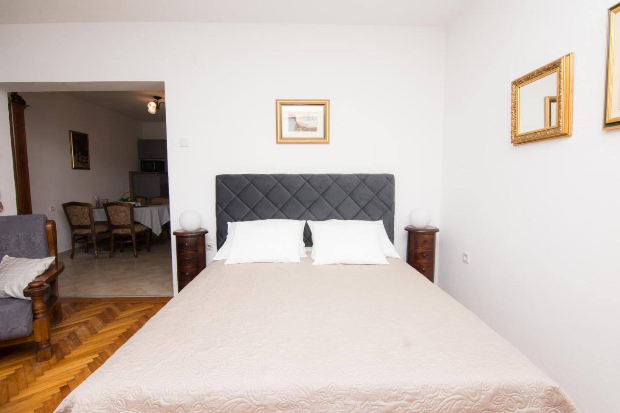Karmela Rustic Daire Senj  Dış mekan fotoğraf